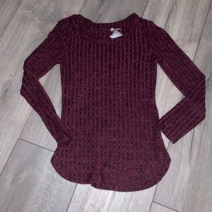 Burgundy longsleeve